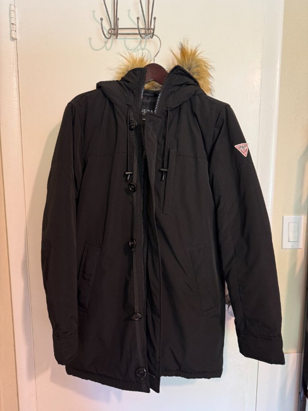 Guess Men’s Large Black Heavyweight Hooded Jacket w/ Removable Faux Fur Hood